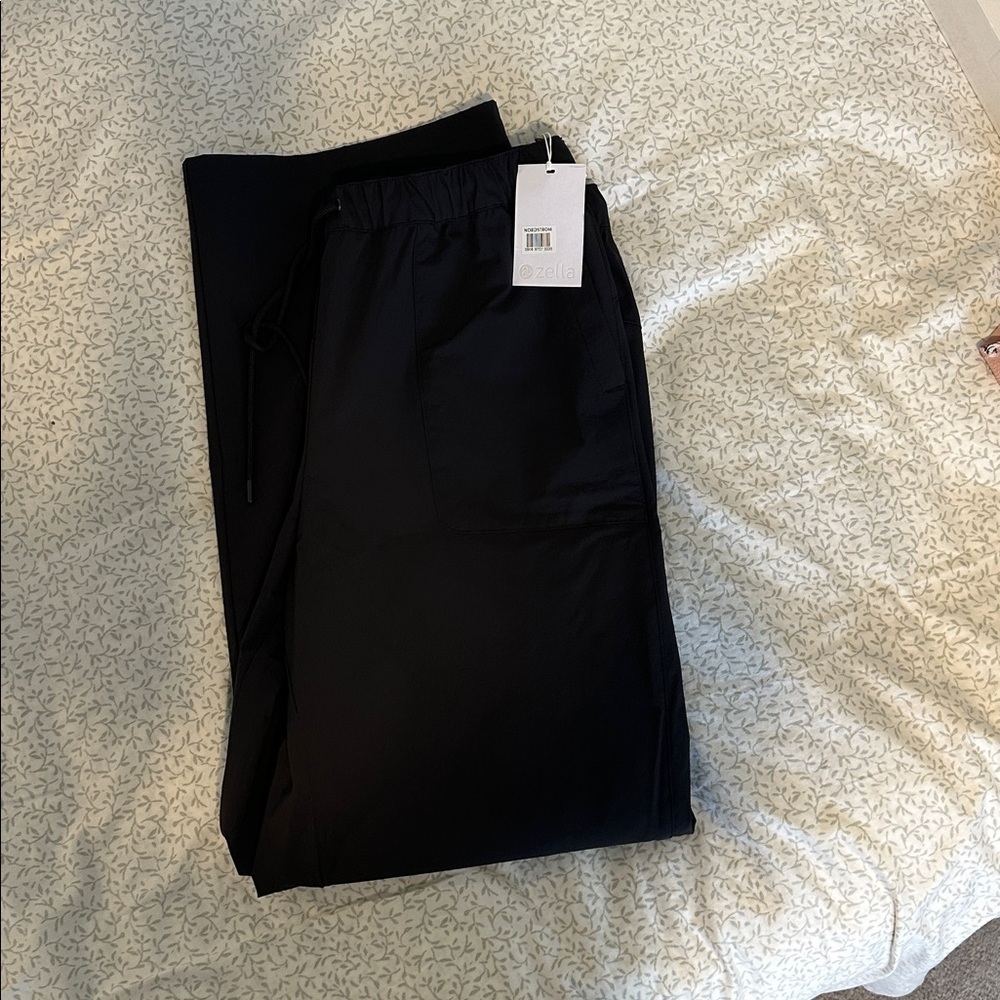 NWT Zella Women's Joggers straight leg - Picture 6 of 6